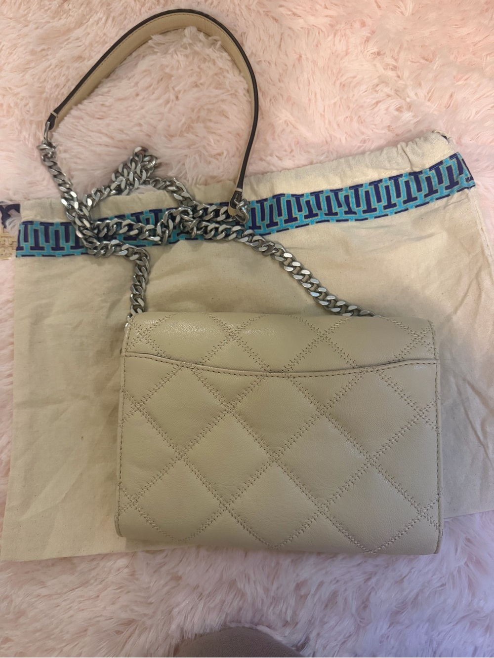 ⭐️Tory Burch Willa Chain Crossbody - Picture 6 of 6